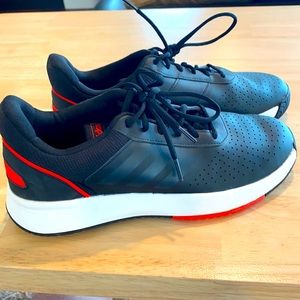 Adidas athletic training shoes brand new men 9.5